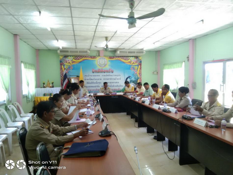 วันอังคารที่ 5  สิงหาคม  2568  ประชุมสภาองค์การบริหารส่วนตำบลสมเด็จ
